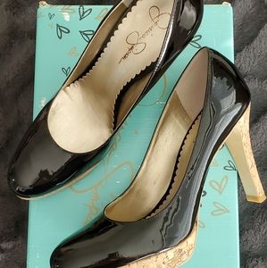 Jessica Simpson BARB black patent pump 9M